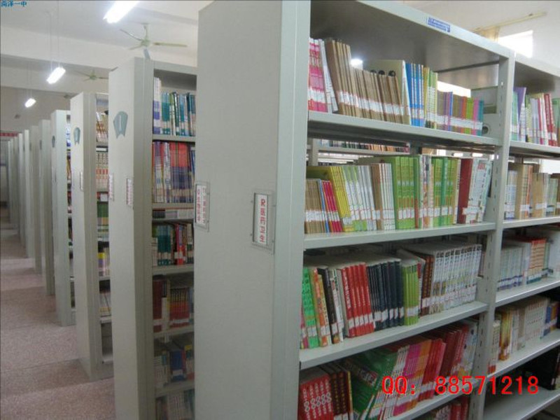 阅览室图书架